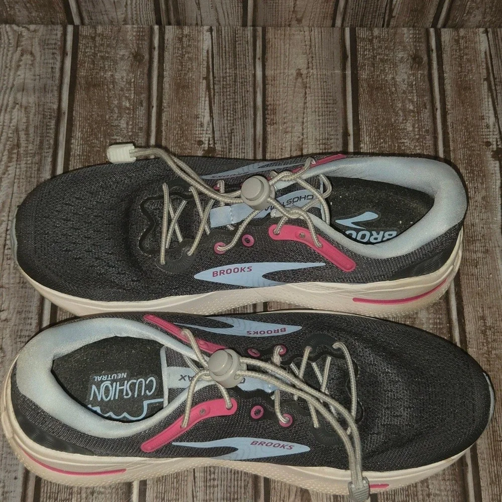 Sz 10.5 B Womens Brooks Ghost Max Ebony Lilac‎ Max Support Cushion Running Shoes
